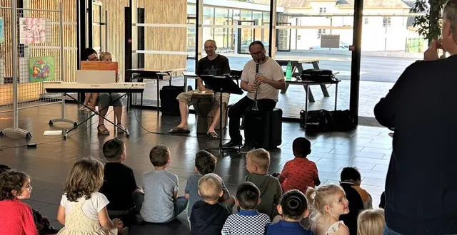 photo  rentrée en musique pour les écoliers avec les professeurs de l’école de musique de l’association sports et loisirs  &copy;  ouest-france 