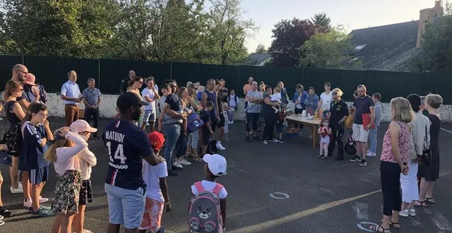 photo  c’était jour de rentrée à l’école saint-paul de notre-dame-du-pé, la seule commune sarthoise qui ne compte qu’une école privée.  &copy;  ouest-france 