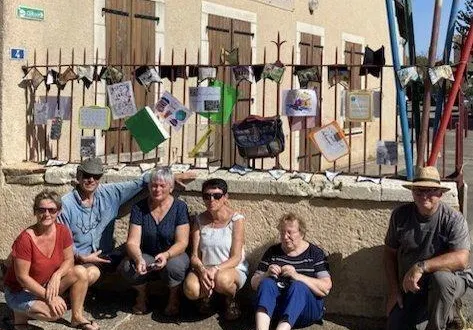 photo  crayons, cartables et ardoises. on est bien en septembre !  &copy;  le maine libre 