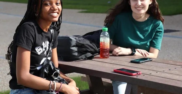 photo  echat et clara étaient copines de lycée avant de se retrouver en droit à le mans université.  &copy;  ouest-france 