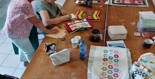 photo  les 28 heures de patchwork se déroulent ce week-end à laigné-en-belin.  &copy;  le maine libre 