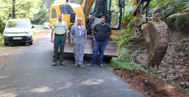 photo  la route forestière vallée d’enfer est fermée temporairement pour travaux de longrines.   &copy;  le maine libre 