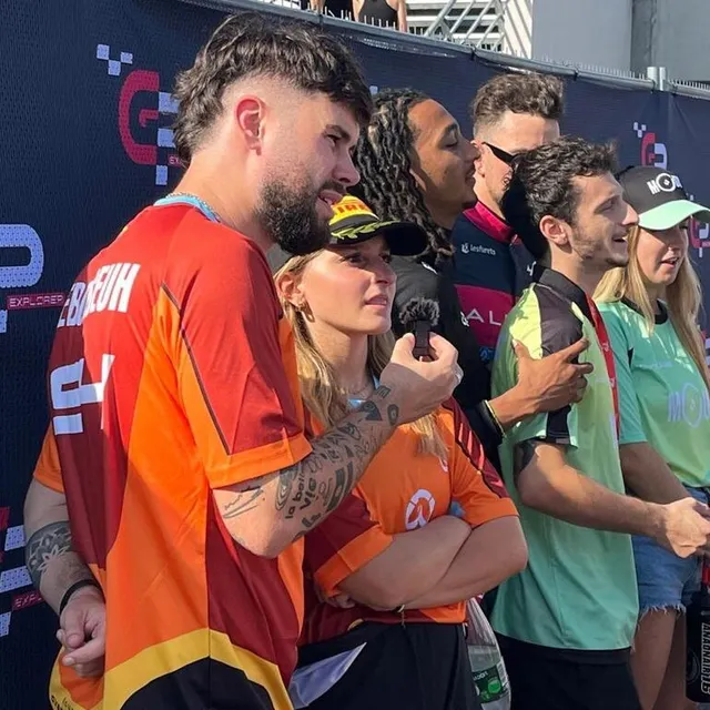 photo lebouseuh et kaatsup (au premier plan) du team overwatch. on distingue théodort du team alpine juste derrière.  ©  le maine libre