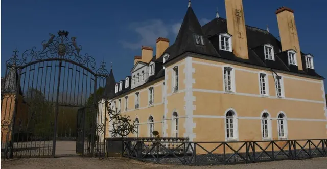 photo avoise. chasse au trésor au château de dobert  &copy;  archives le maine libre 