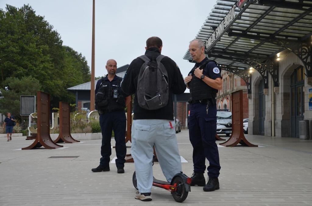 Ans Minimum Assurance Obligatoire Saint Brieuc Les Policiers