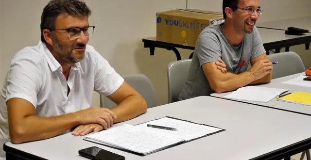 photo  gilles fontaine, président de la section, à gauche et anthony fontan, trésorier, ont présenté le bilan de la saison, l’organisation et les projets pour 2023 et 2024.  &copy;  ouest-france 