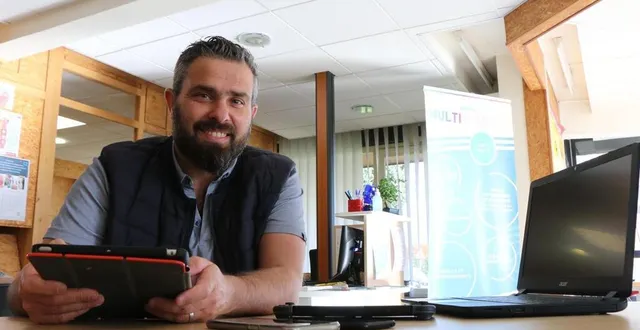 photo  cédric forgeard, référent de l’espace multimédia de la flèche et co-fondateur du salon du jeu vidéo.  &copy;  archives ouest-france 
