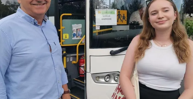 photo  noamie ruillé en compagnie de dominique covemaeker, maire.  &copy;  ouest-france 