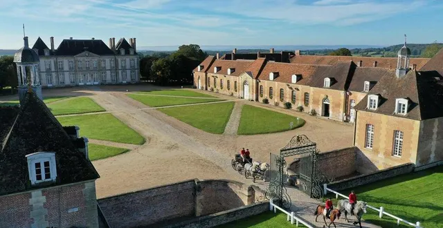 photo  le haras national du pin, dans l’orne, termine à une belle place d’honneur dans le classement 2023 du « monument préféré des français ». ?  &copy;  archives stéphane geufroi / ouest-france 
