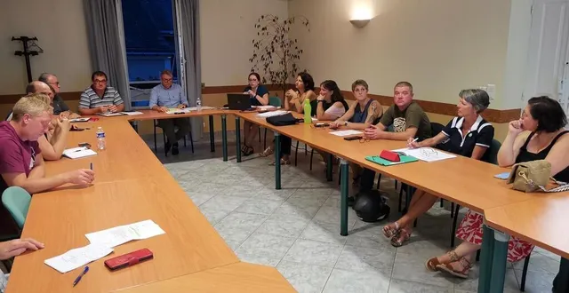 photo  les élus ont repris le chemin des réunions de conseil municipal, jeudi 7 septembre 2023.  &copy;  ouest-france 