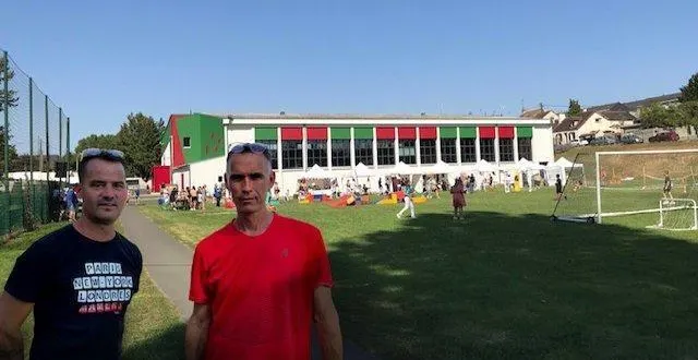 photo  jérôme delaunay (à gauche) et sébastien lecomte ravis de la réussite de cette journée.  &copy;  le maine libre 