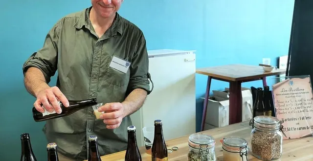 photo  julien laredo a échangé avec le public, averti comme novice, samedi au festival sarth'& beer organisé par le local à bières, et il a pleinement savouré l’exercice.  &copy;  le maine libre 