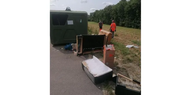 photo  les dépôts sauvages participent en partie à l’augmentation des taxes sur les ordures ménagères.  &copy;  communauté de communes des sources de l’orne 