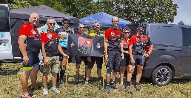 photo  les membres de la section vtt du vsf cyclisme, ici aux 24 heures du belinois, ont tout préparé pour faire renaître la transfertoise.  &copy;  vsf 