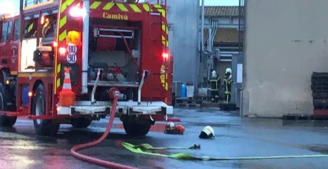 photo  les pompiers étaient sur place dès le sinistre connu.  &copy;  co - marie delage 