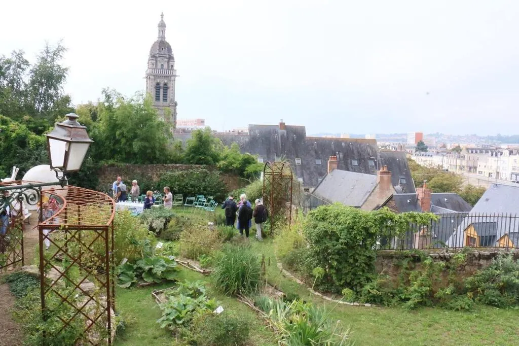 Le Mans. Weekend de charme dans la vieille ville avec Entre cours et