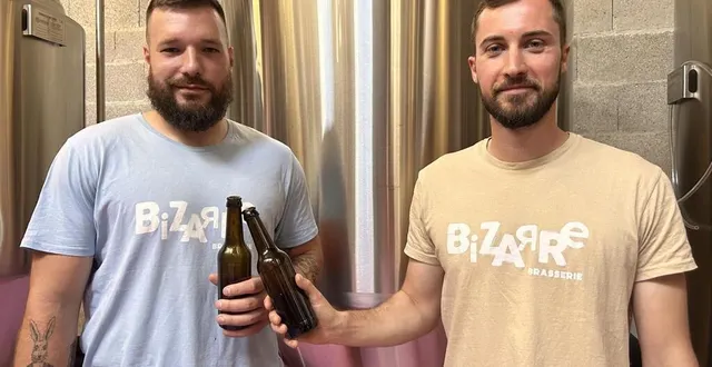 photo  tom foucault et théo veni vont bientôt ouvrir leur brasserie. ils proposeront espace bar, devant leur entrepôt de saint-pavace.  &copy;  ouest-france 