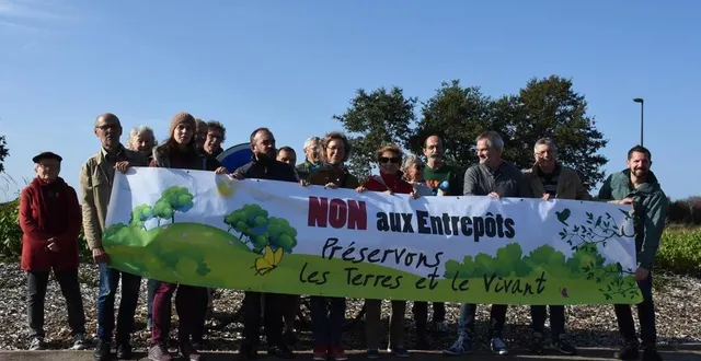 photo  les opposants au projet de construction d’un entrepôt géant sur la zone ouest park à louailles comptent sur la mobilisation des habitants et une action citoyenne.  &copy;  le maine libre 