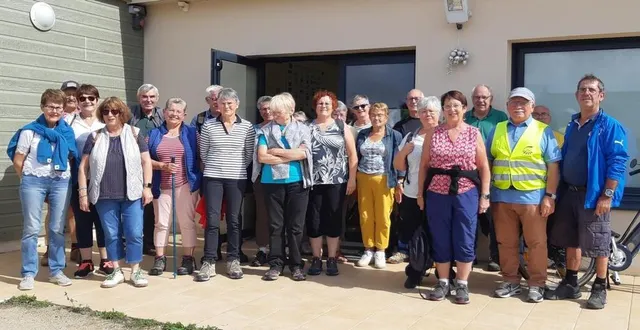 photo  une première randonnée a regroupé les deux associations de juigné et d’auvers.   &copy;  générations mouvement 