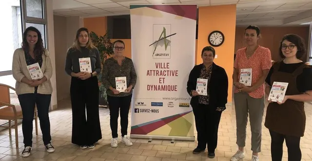 photo  charlène clamens, de la mutualité française ; aude cordone, directrice du ccas ; danièle benoist, adjointe au maire ; laurence hamel, psychologue, et les deux animatrices de la micro-folie, margaux legendre et marie kerou, ont présenté le programme de la semaine bleue.  &copy;  ouest-france 