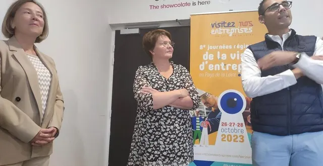 photo  anne-marie vallée, animatrice régionale de visitez nos entreprises ; patricia maussion, conseillère régionale et président du pays de l’anjou bleu ; et alexandre poupard, responsable de site chez guisabel.  &copy;  ouest-france 