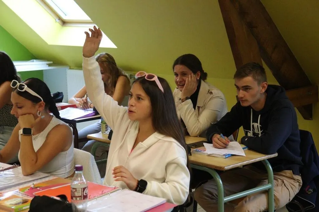 « Les assistantes maternelles partent à la retraite » ce lycée crée une formation pour Le