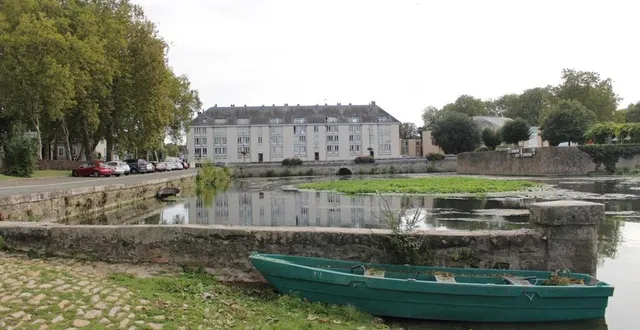 photo  le bord de loir de port luneau, à la flèche, doit être réaménagé d’ici 2026.  &copy;  le maine libre 