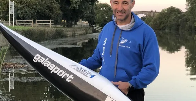 photo  hervé busson sur le ponton de base de canoë-kayak, samedi 23 septembre 2023, à sablé-sur-sarthe.  &copy;  ouest-france 