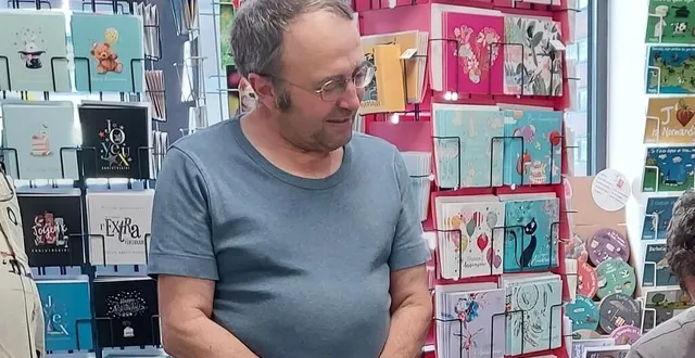 photo  joël papillon partage volontiers sa passion, à l’occasion de différentes lectures ou dédicaces d’ouvrages dédiés à sa passion de l’histoire locale.  &copy;  ouest-france 