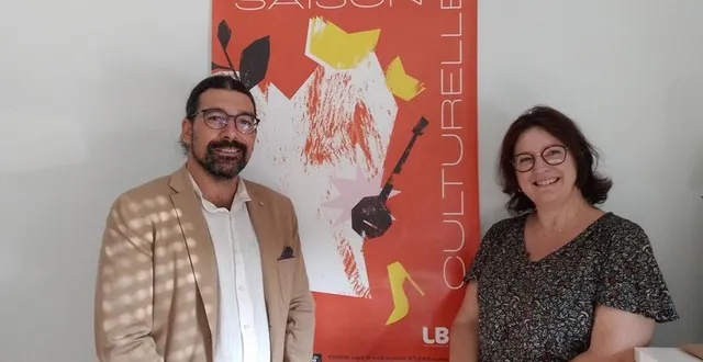 photo  laure alberge passe la main à anthony chudeau pour la direction de l’eea.  &copy;  ouest-france 