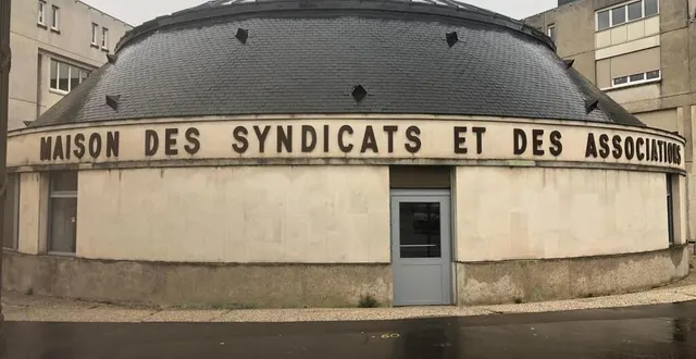 photo  la maison des syndicats et des associations va être détruite dans le cadre de la rénovation et de l’extension du palais des congrès et de la culture. les associations seront regroupées rue richebourg, et les syndicats rue ambroise-paré.  &copy;  archives le maine libre 
