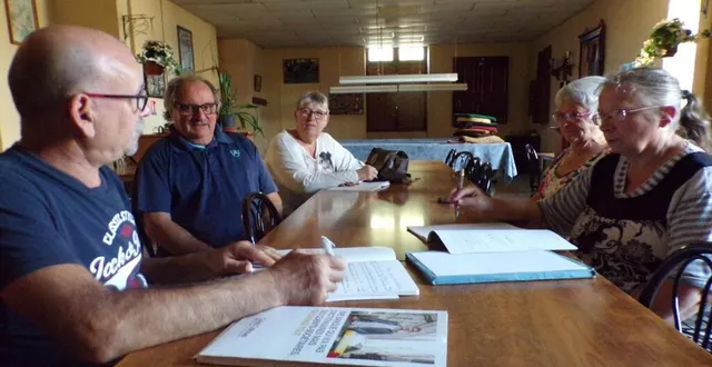 photo  les membres du bureau de la boule de fort.  &copy;  le maine libre 