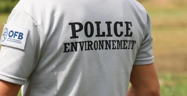 photo  des agents de l’office français de la biodiversité de normandie. ces fonctionnaires sont également inspecteurs de l’environnement, pour constater les infractions qui concernent la chasse, les espèces protégées, les pollutions, les restrictions d’eau…  &copy;  archives ouest-france 