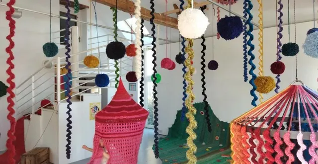 photo  lili bel offre aux enfants un monde artistique coloré et joyeux.  &copy;  ouest-france 