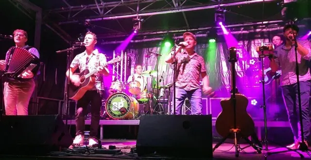 photo  le groupe « sans prétention ».  &copy;  mairie de challes 