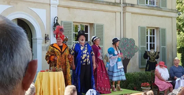 photo  le spectacle au château de l’horloge, proposé par philippe ermelier.  &copy;  ouest-france 