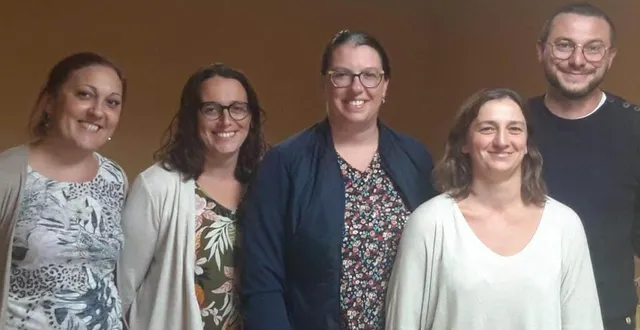 photo  le nouveau bureau qui vient d’être constitué.  &copy;  co 