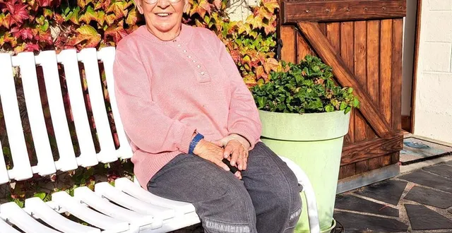 photo  la bonne santé de jeannie lui permet, encore, de profiter des bonnes choses.  &copy;  ouest-france 