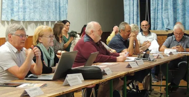 photo  la dernière séance communautaire s’est tenue à montaillé  &copy;  le maine libre 