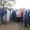 photo photo de groupes avec les participants et le président de région, sur la corniche principale de roche d’oëtre.