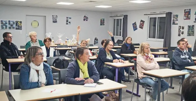 photo  un auditoire clairsemé pour une association qui regroupe pratiquement 360 élèves.  &copy;  ouest-france 