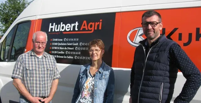 photo  pascal gasche (à gauche), réparateur de matériel agricole à briosne-les-sables (sarthe) a fait valoir ses droits à la retraite. il passe la main à bruno leray (à droite), qui va faire évoluer l’entreprise.  &copy;  ouest-france 