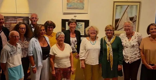 photo beaucouzé. la peinture s’offre aux regards à la grange-dîmière 