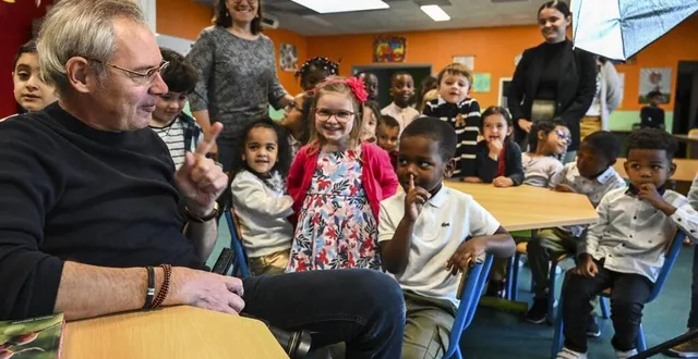 photo  à l’école saint-liboire, au mans, denis huart photographie ce lundi 9 octobre 2023 les 181 élèves réunis en sept classes.  &copy;  le maine libre – denis lambert 