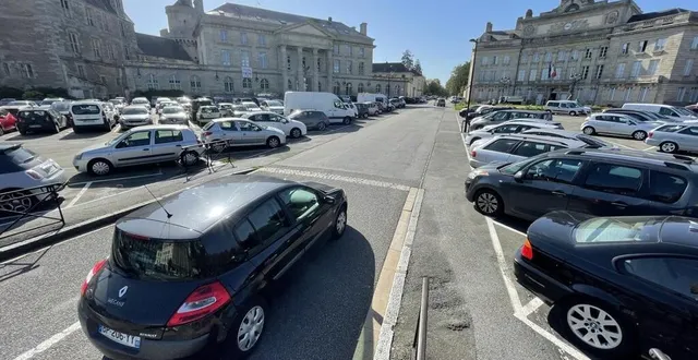 photo  circulation des voitures, sécurité des piétons, végétalisation… la place foch d’alençon devrait être réhabilitée avant la fin du mandat de l’actuel maire, en 2026.  &copy;  ouest-france 