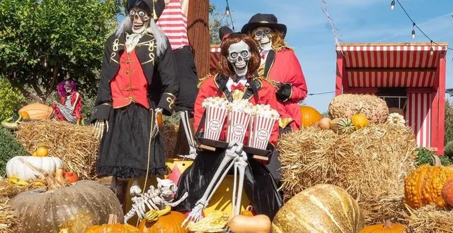 photo  la saison 2023, à terra botanica, va se conclure par la traditionnelle fête de l’automne, qui se déroule chaque week-end d’octobre et durant les vacances de la toussaint.  &copy;  terra botanica 