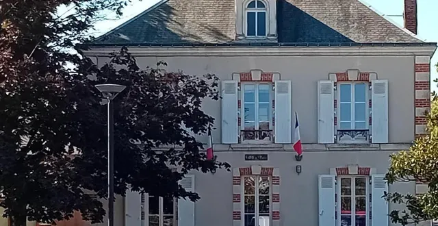 photo  après un été long, le conseil a fait sa rentrée en octobre.  &copy;  le maine libre 