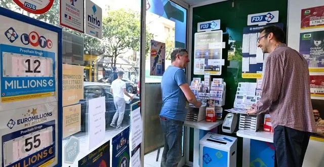 photo  angers, mercredi 11 octobre 2023. ce vendredi 13, ce ne sont pas 12 mais 13 millions qui sont mis en jeu par la française des jeux pour son loto.  &copy;  co – josselin clair 