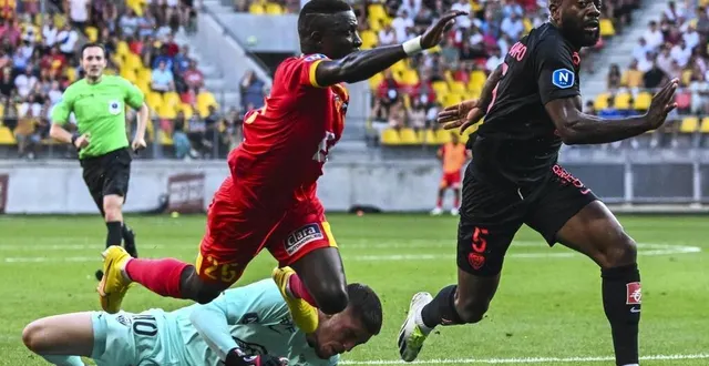 photo  plutôt en jambes depuis le début du championnat de national, le mans fc devra prendre garde à ne pas trébucher d’entrée face à ambrières-cigné football (r3).  &copy;  photo le maine libre – denis lambert 