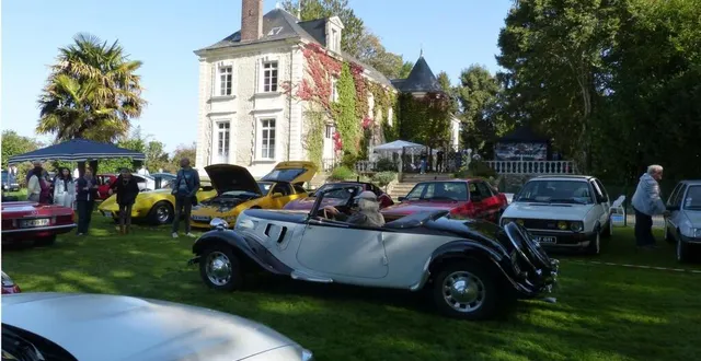 photo  une soixantaine de véhicules étaient exposés : corvette, bmw, simca et youngtimers.  &copy;  le maine libre 